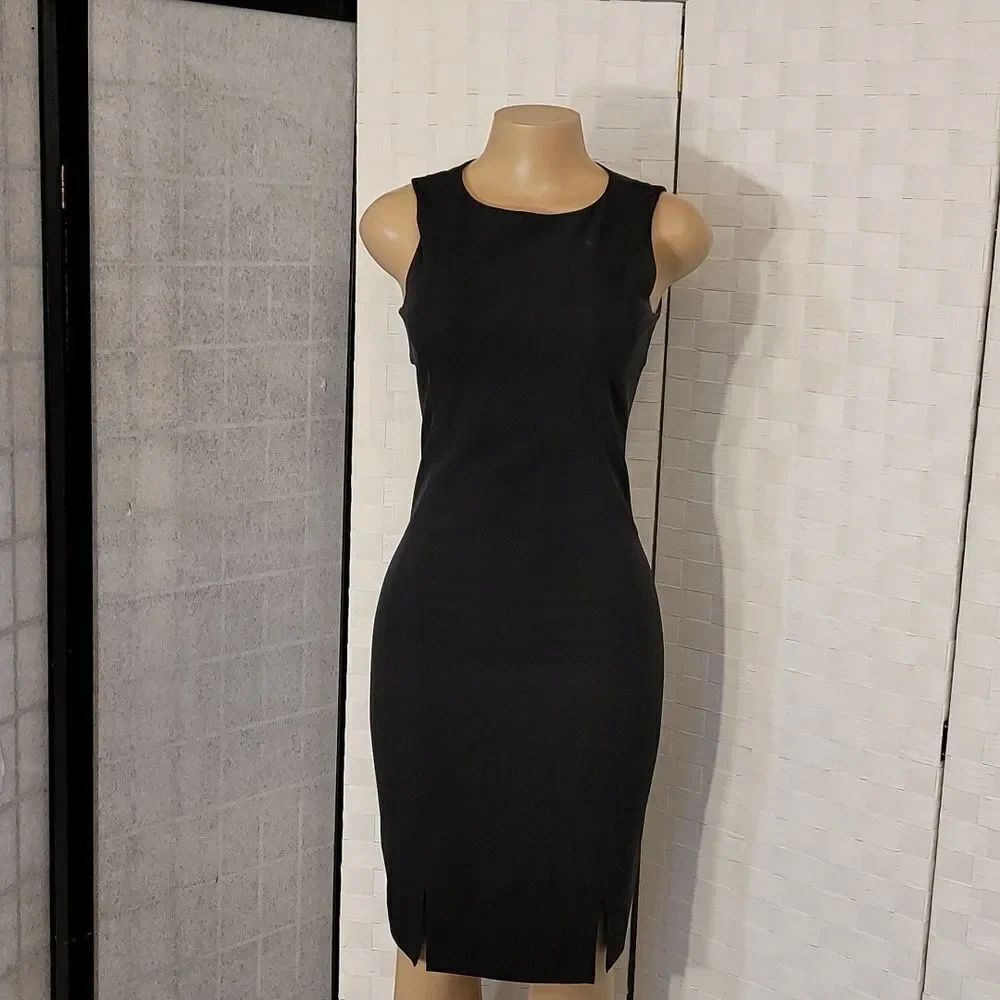 TAGLAI SLEEVELESS SHEATH BODYCON DRESS - Picture 4 of 13